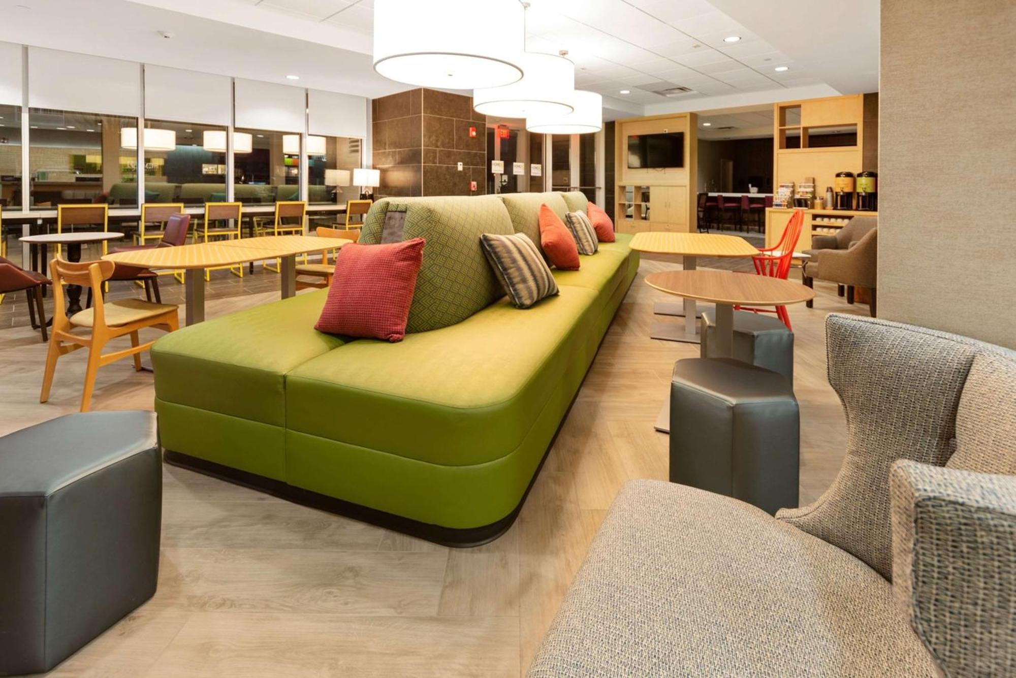 Home2 Suites By Hilton Newark Airport Exterior photo