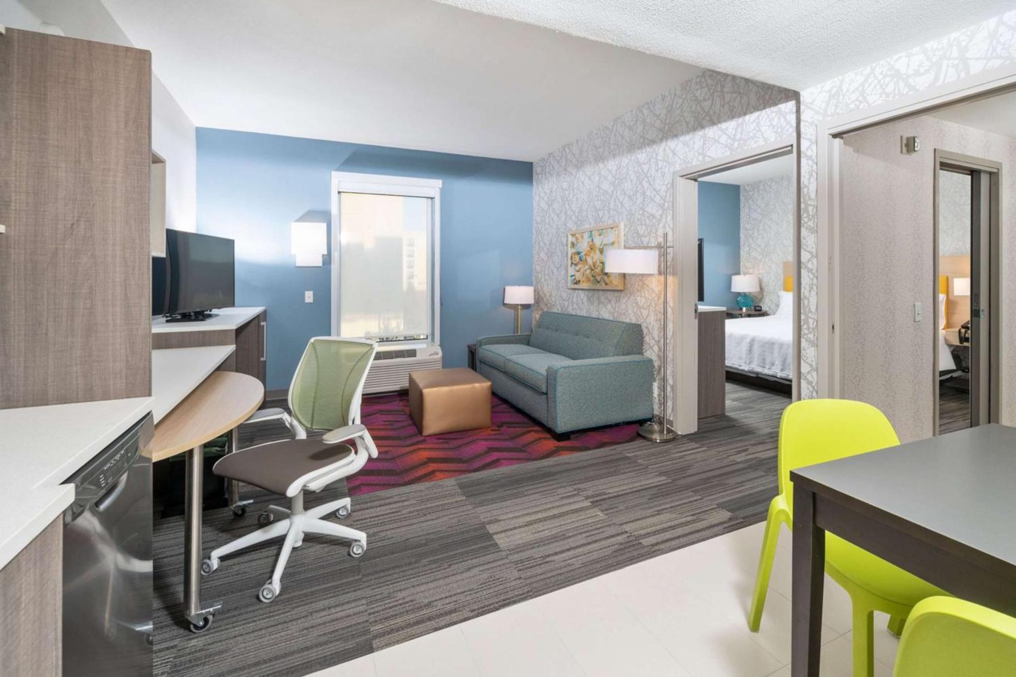 Home2 Suites By Hilton Newark Airport Exterior photo