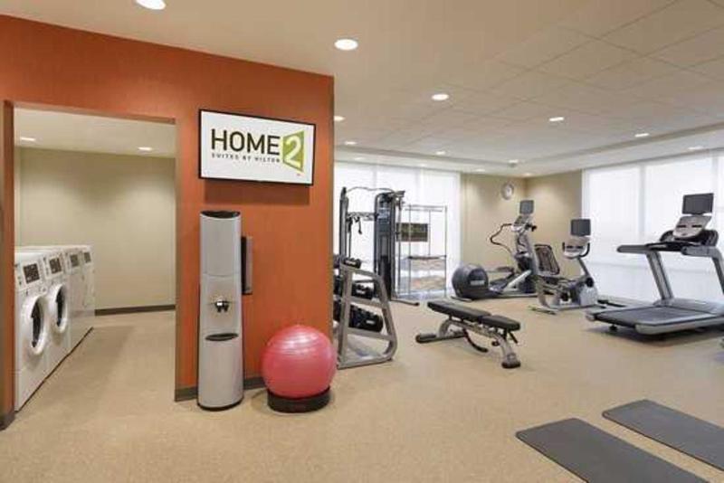 Home2 Suites By Hilton Newark Airport Exterior photo